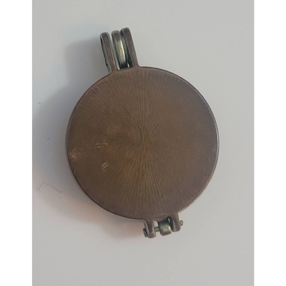 Aromatherapy Diffuser Pendant - Picture 2 of 5